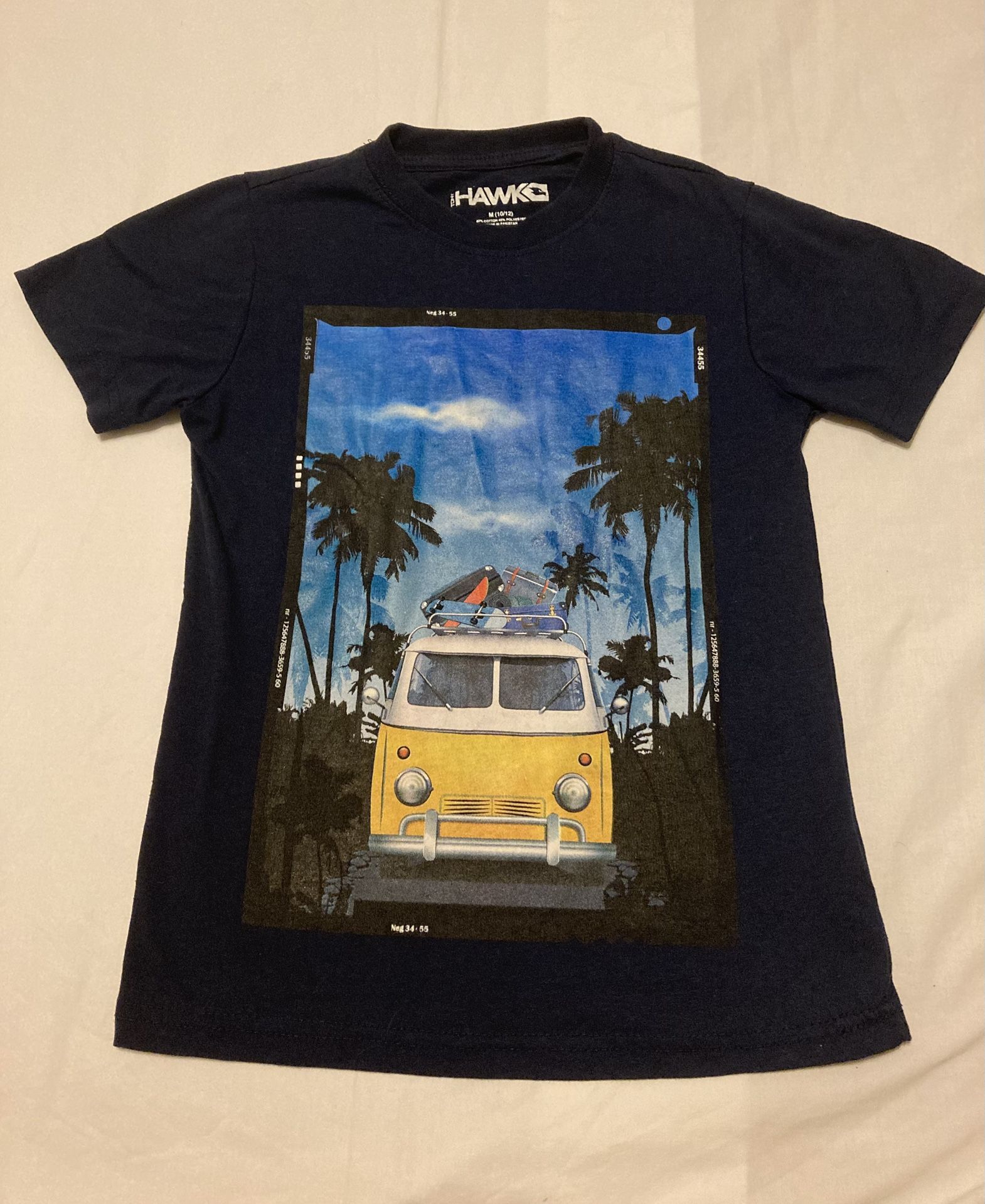 Tony Hawk youth medium 10/12 t-shirt skateboard VW Bug beach California beach navy blue shirt great condition. 60% cotton 40% polyester.. 22’ inches l