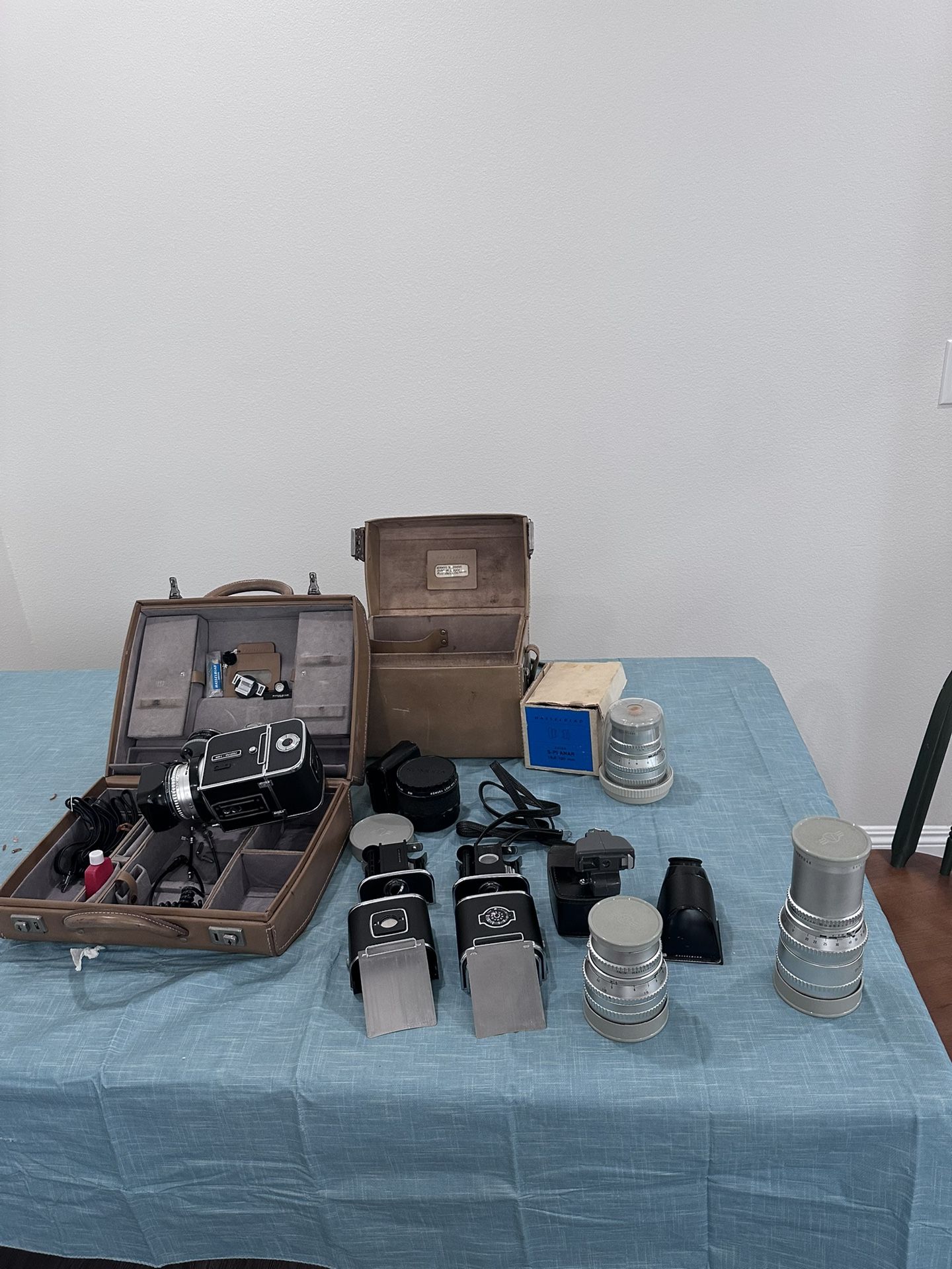 Hasselblad 500c Camera Bundle