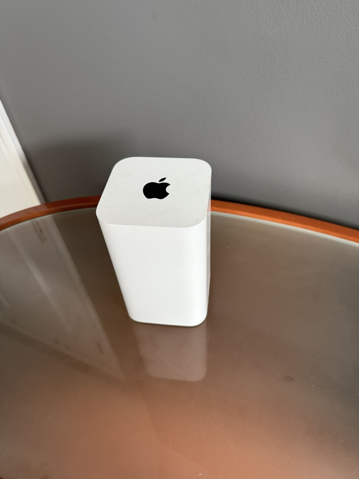 Apple Air Port
