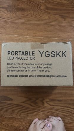 Portable LED Projector YGSKK