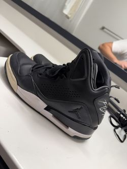 Jordan flights Black