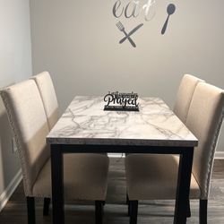 Table and Chairs For Sale 