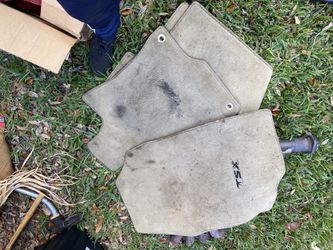 Tsx Floor Matt’s Good Shape Just Need To Be Cleaned 