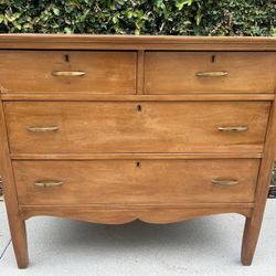 Vintage Mid Century Modern Light Oak 4 Drawer Dresser
