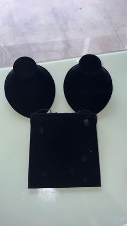 Black Velvet Jewelry Display Stands and Pouch