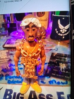 Tupac mini w/ chain