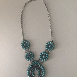 Gorgeous turquoise necklace 