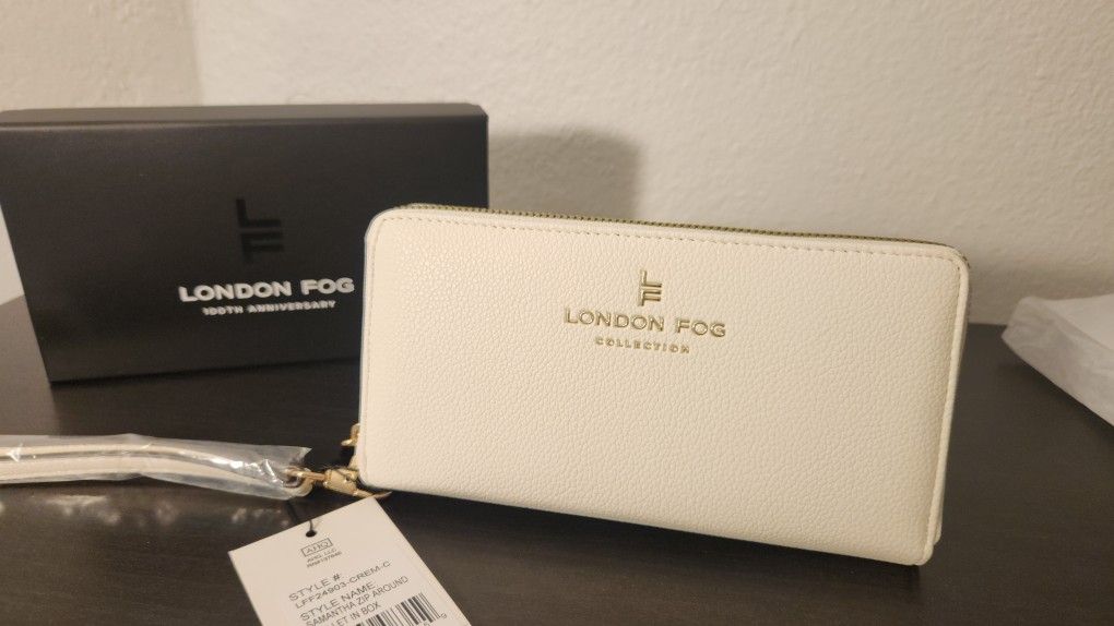 Woman's Wallet/wristlet