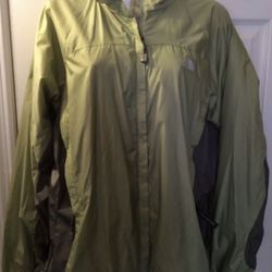 The North Face Windbreaker/Lightweight Packable Pockets(REDUCED PRICE)
