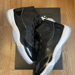 SPACE JAM SIZE 8 