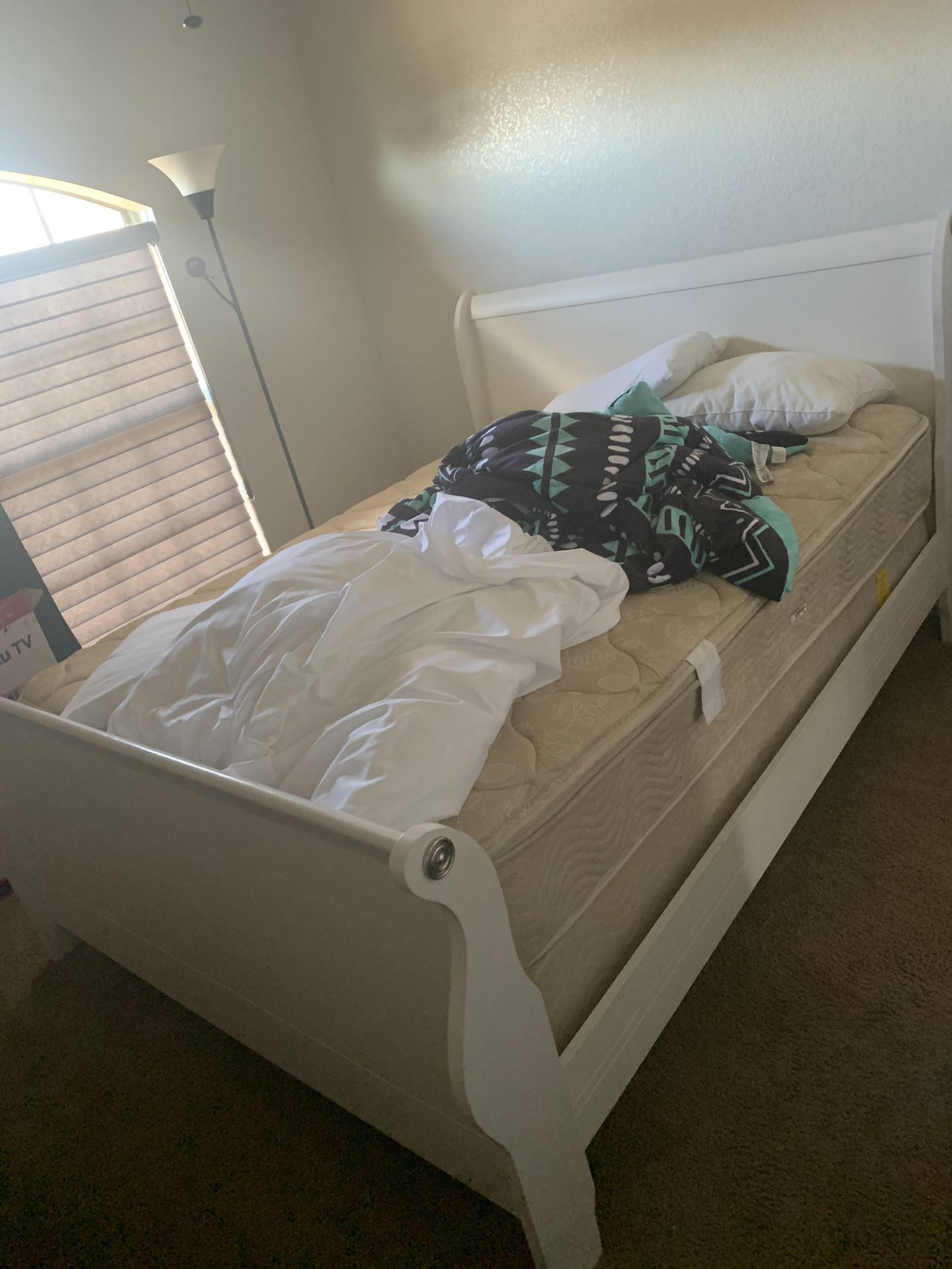 Queen size sleigh bed with mattress