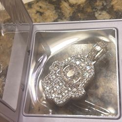 Iced Out Chain Pendant
