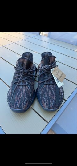 Adidas Yeezy Boost 350 V2 Sneakers
