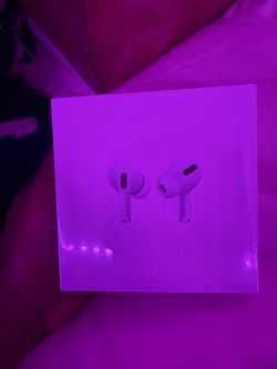 Apple AirPods Pro in Box