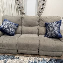 La-Z-Boy Reclining Electric Couches Set Of Three