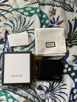 wallet,backpack