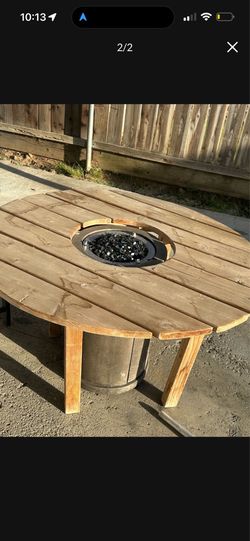 Outdoor fire place