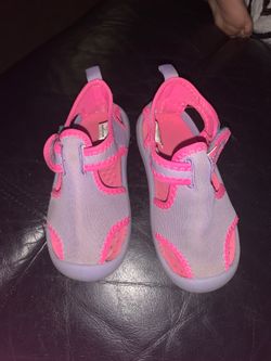 Water shoes