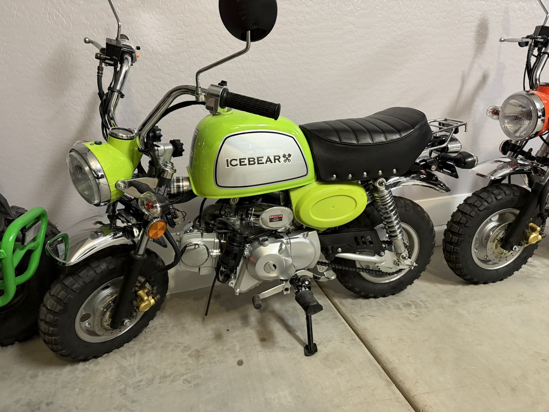 Ice Bear LEO Monkey Bike 125c