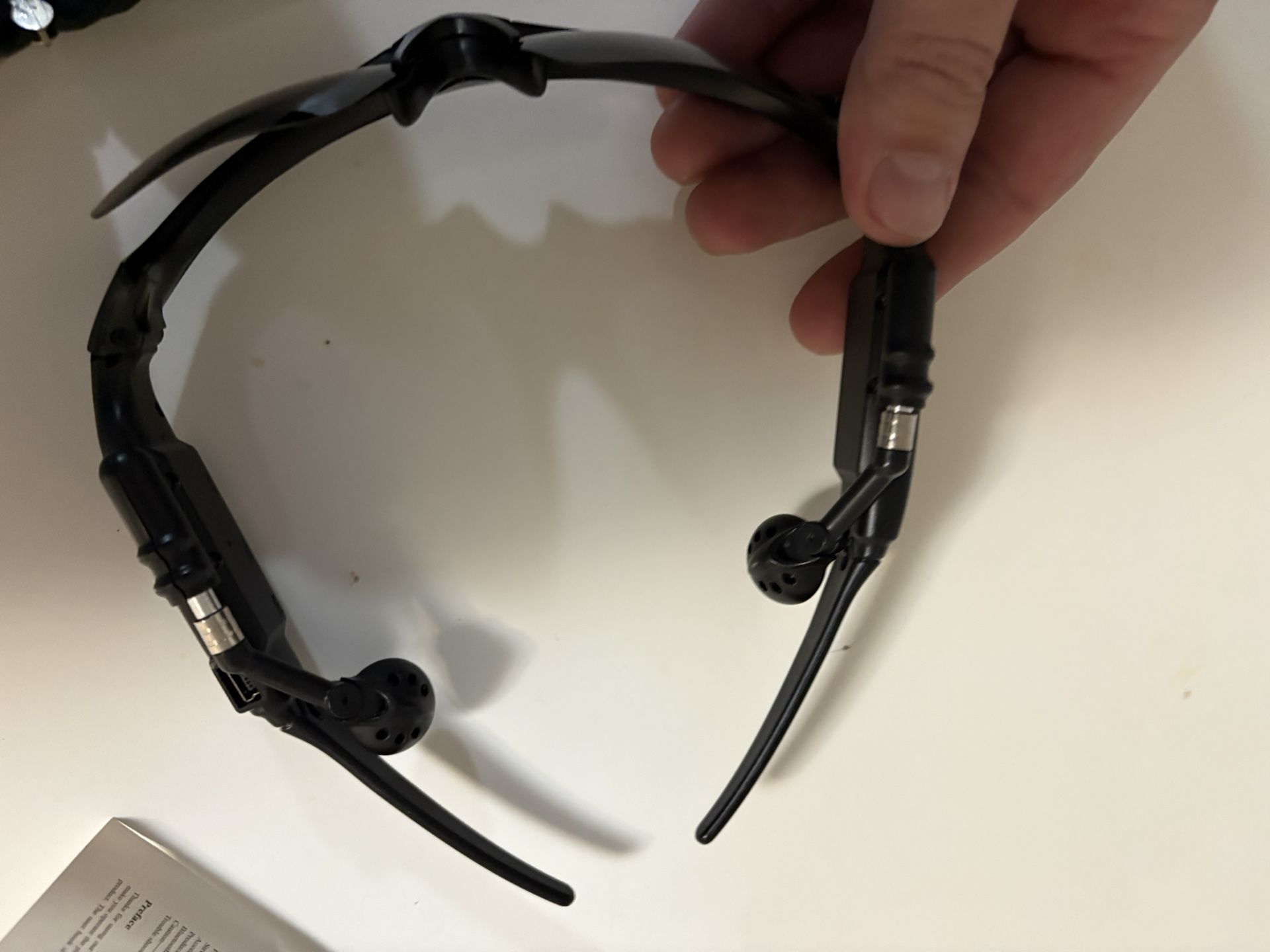 Smart Bluetooth Sunglasses with Built-In Headset + Case