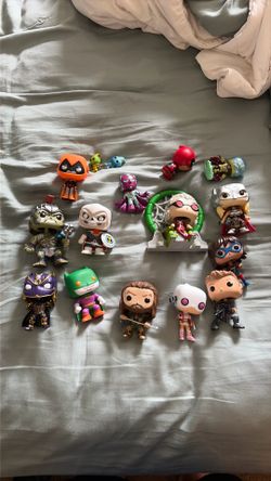 Lot of Marvel/DC Funko Pops!