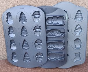 3 New Wilton Baking Pans Holiday Cookies deep pan fat cookie