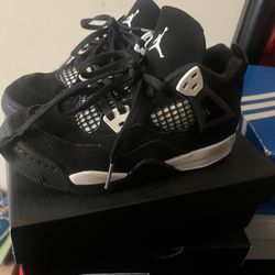 Retro 4s Size 1.5c 