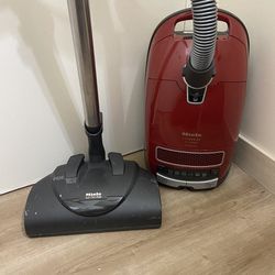 Miele C3 Canister Vacuum Cleaner