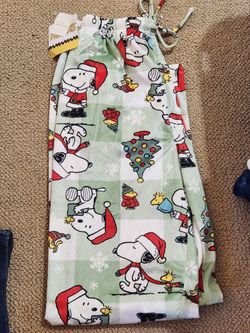 Brand New Women's Snoopy Christmas Pajama Pants Size Large