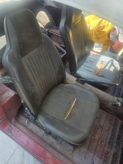 VW seats in Karmen ghia