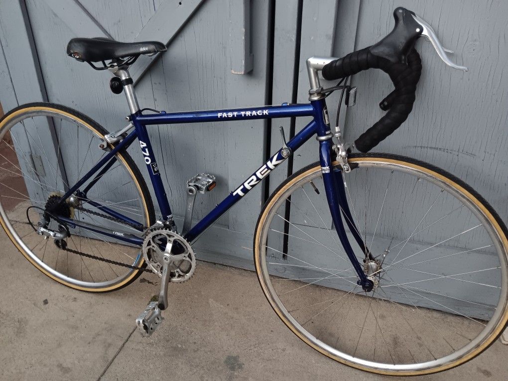 43cm. Road Bike. TREK