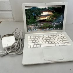 Apple MacBook 13 Inch Early 2008 2.1 GHz Intel Core Duo 2 1 GB Mac OS X