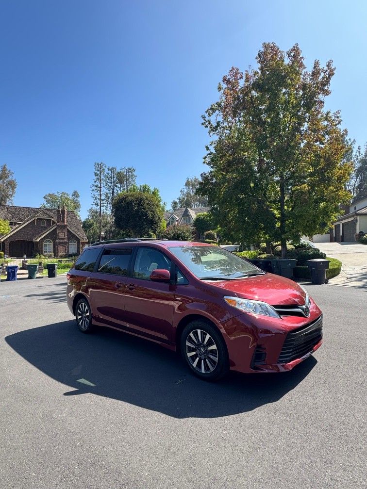 2019 Toyota Sienna
