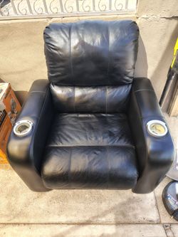 Dream seat $100