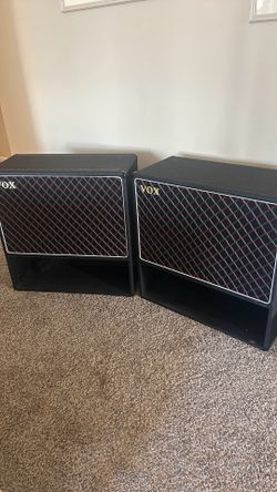 Vintage music equipment VOX loud speaker unit Cabinets with VOX covers