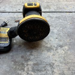 Dewalt Sander 