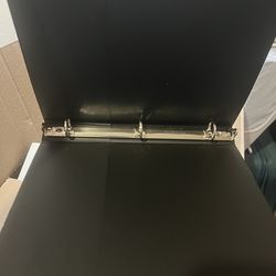 3 ring binders lots of 20