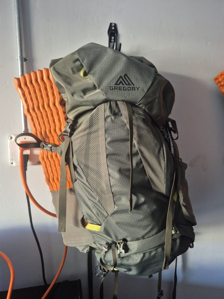 NEW Backpacking Set Chair Sleeping Pad Backpack Tent 