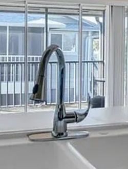 Chrome Pull-Down Kitchen Faucet