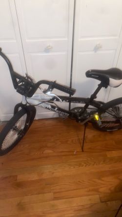 Mongoose BMX Bike Black and White