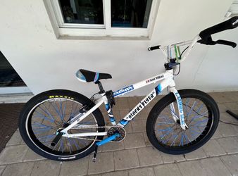 Blocks flyer se bike
