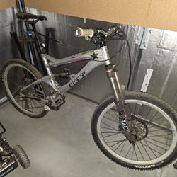 Gt Mountain Bike
