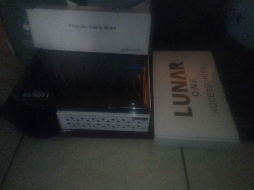 New Lunar One 3D Projector