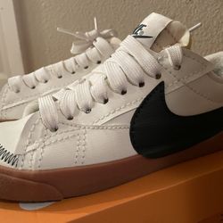 Nike Blazer Low 77 Jumbo Shoes