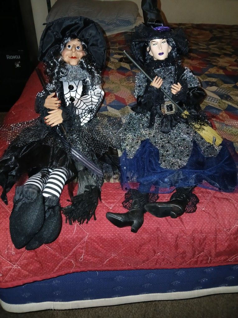 Halloween Witch Dolls