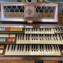 Wurlitzer Funmaker Electric Organ 1975