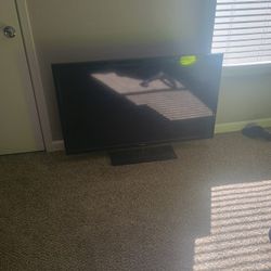 50 Inch 1080p Toshiba TV With Universal Remote 