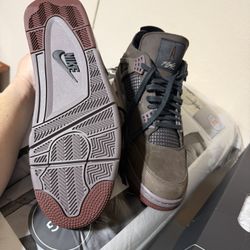 A MA MANIÉRE X JORDAN 4 RETRO 'DARK MOCHA'