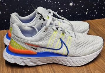 Nike sz us 10 / uk 9 React DX3353-001 Running Shoe white/ multicolored 