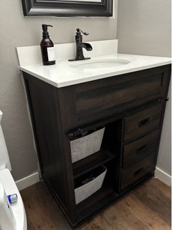 Bathroom Vanity w/ Sink